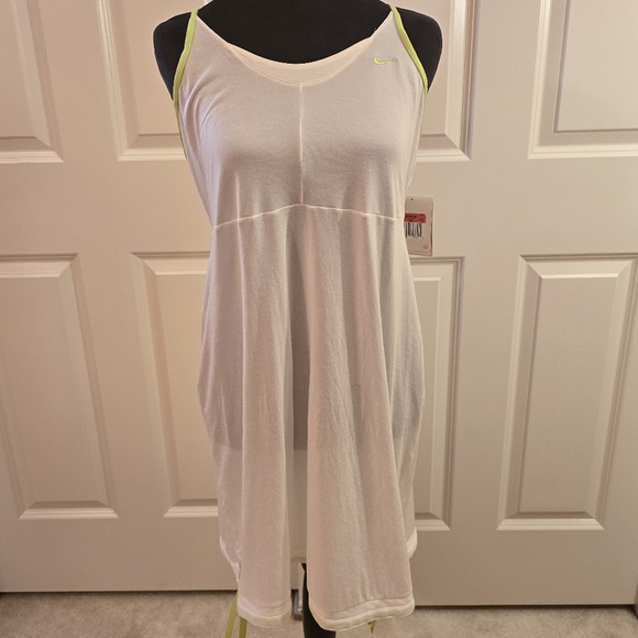 NWT Nike White Dress with Green Highlights - Picture 1 of 11